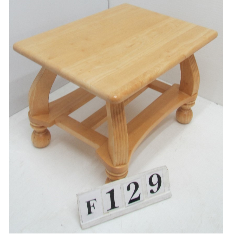 AF129  Side table, single.