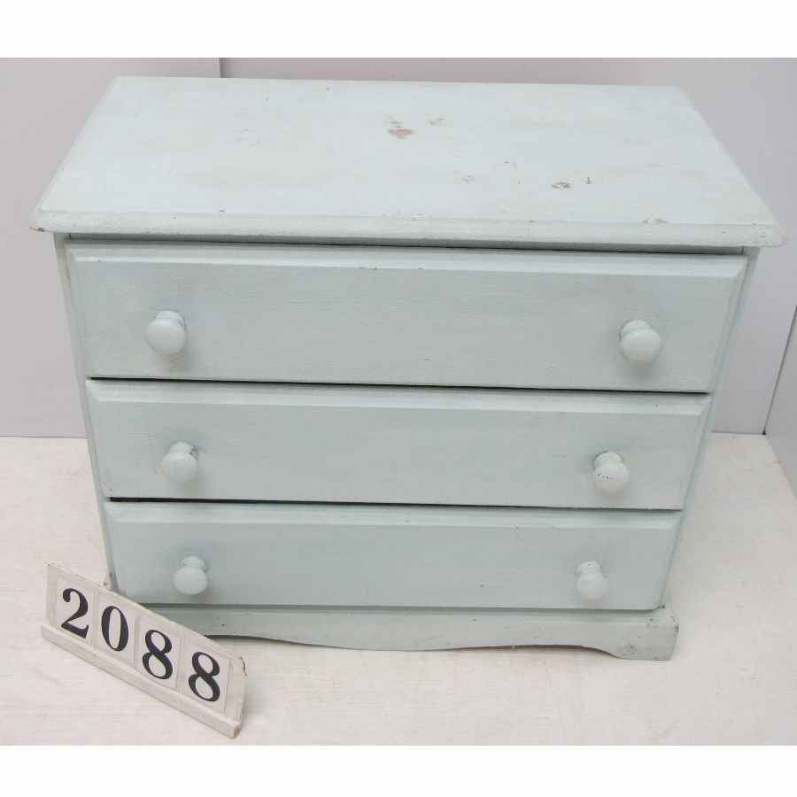 A2088  Mini chest of drawers to repaint.