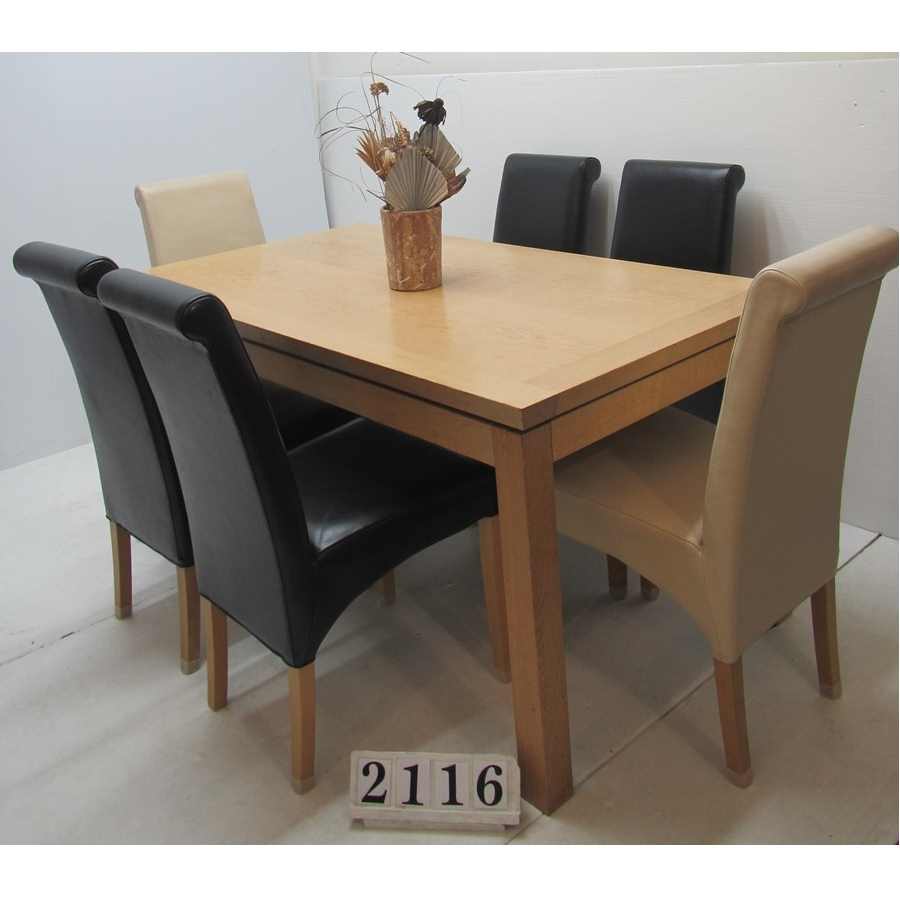 A2116  Extending table and 6 chairs.