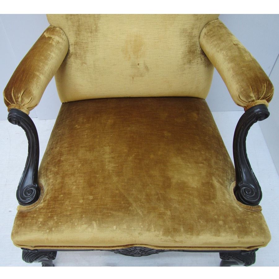 AG203  Throne style armchair.