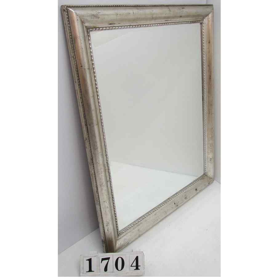 A1704  Large mirror.
