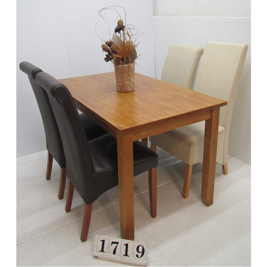 A1719  Mix and match table and 4 chairs.