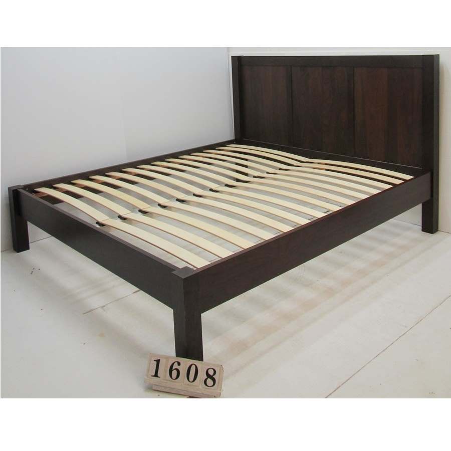 Az1608  Superking 6ft bed frame.