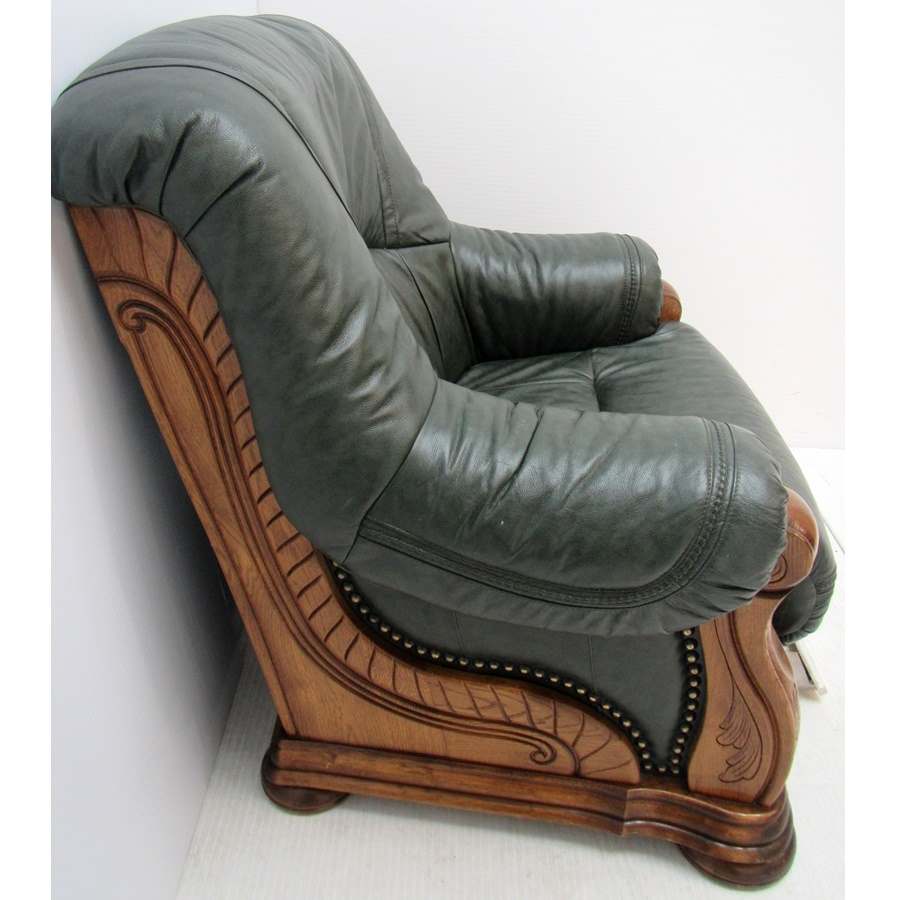 A1519  Beautiful leather armchair.