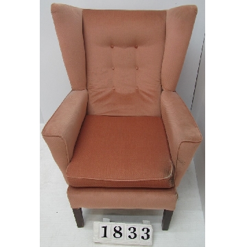 Wing armchair to recover.