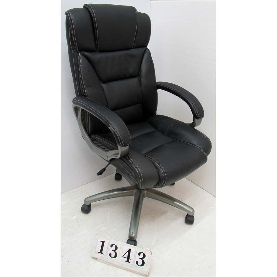 A1343  Budget large office chair.
