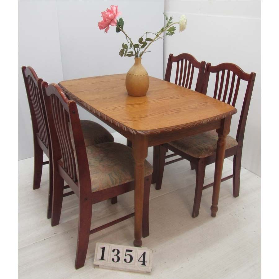 A1354  Mix & match extending table and 4 chairs to restore.