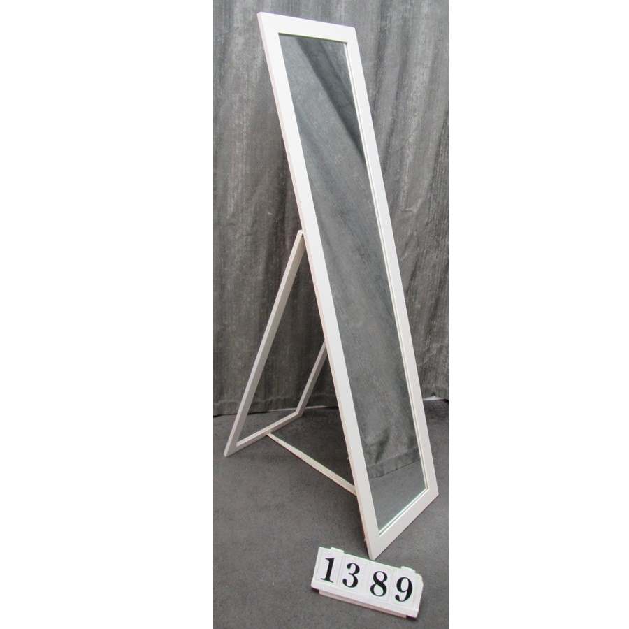 A1389  Free standing mirror.
