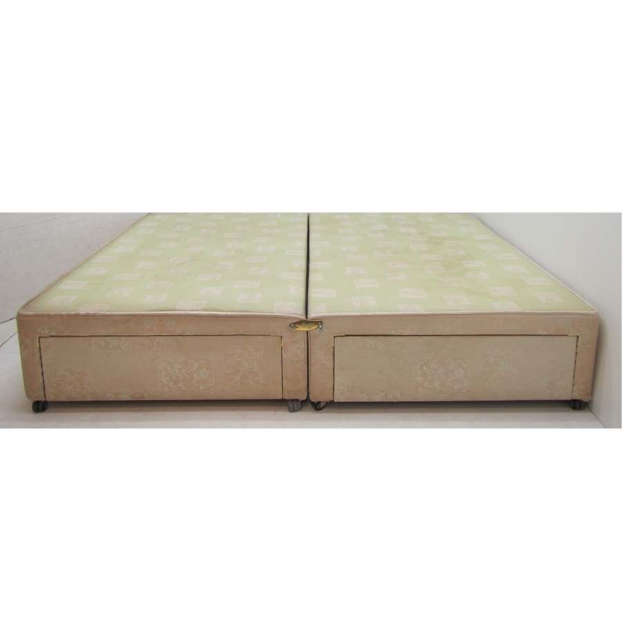 Budget kingsize bed base with 4 drawers.