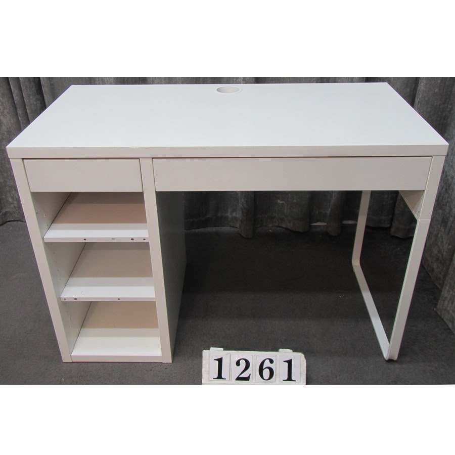 A1261  White desk with drawers and shelves.