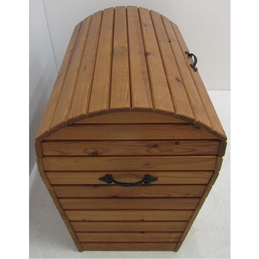 A1305  Solid wood storage chest.