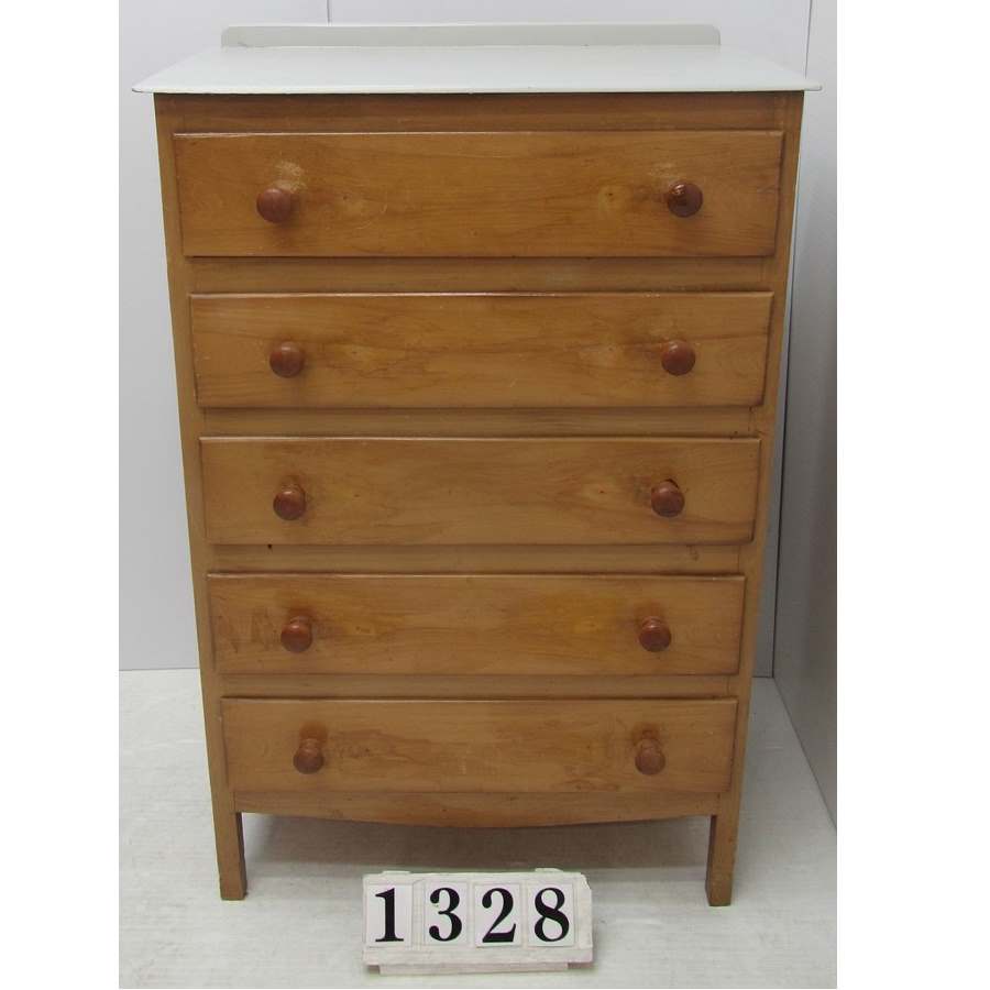 Vintage chest of drawers.