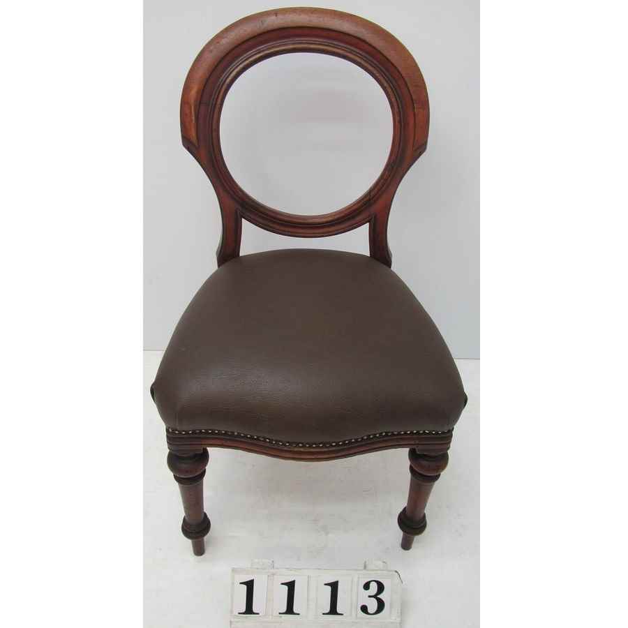 A1113  Vintage chair, single.