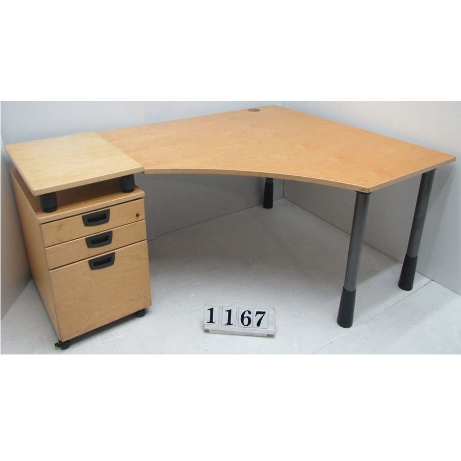 A1167  Corner desk with side pedestal.