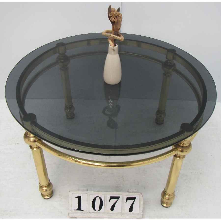 A1077  Round side table.