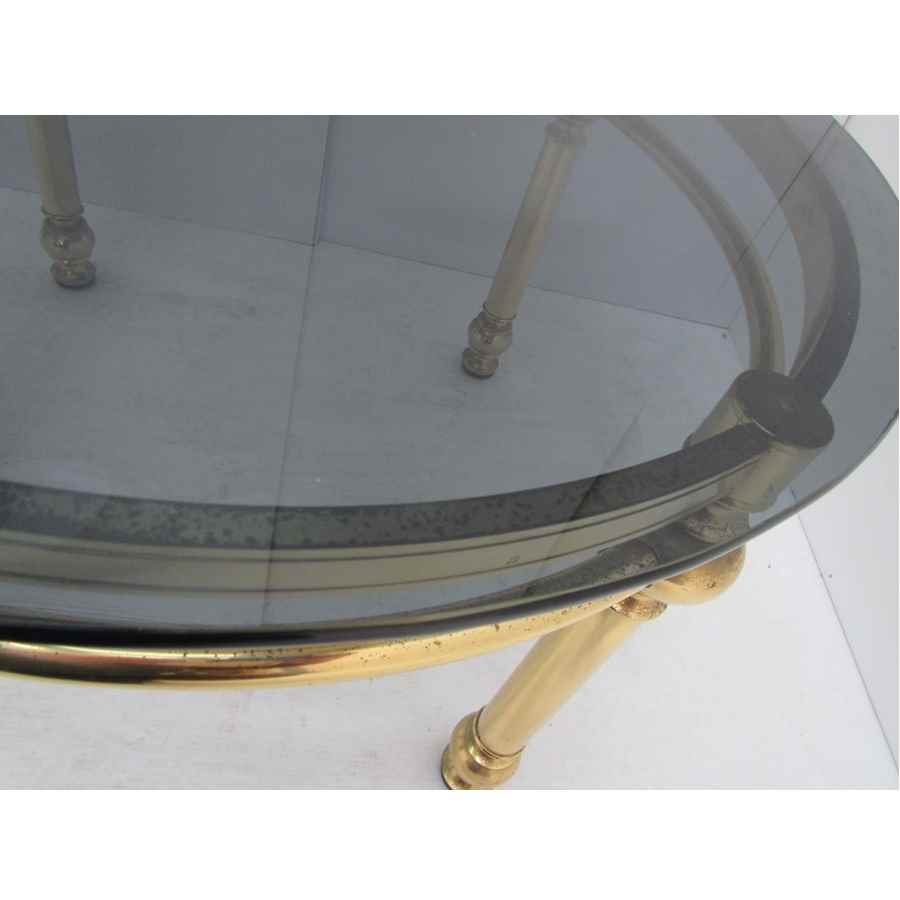 A1077  Round side table.