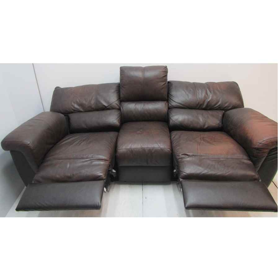 A1095  Two piece recliner suite.