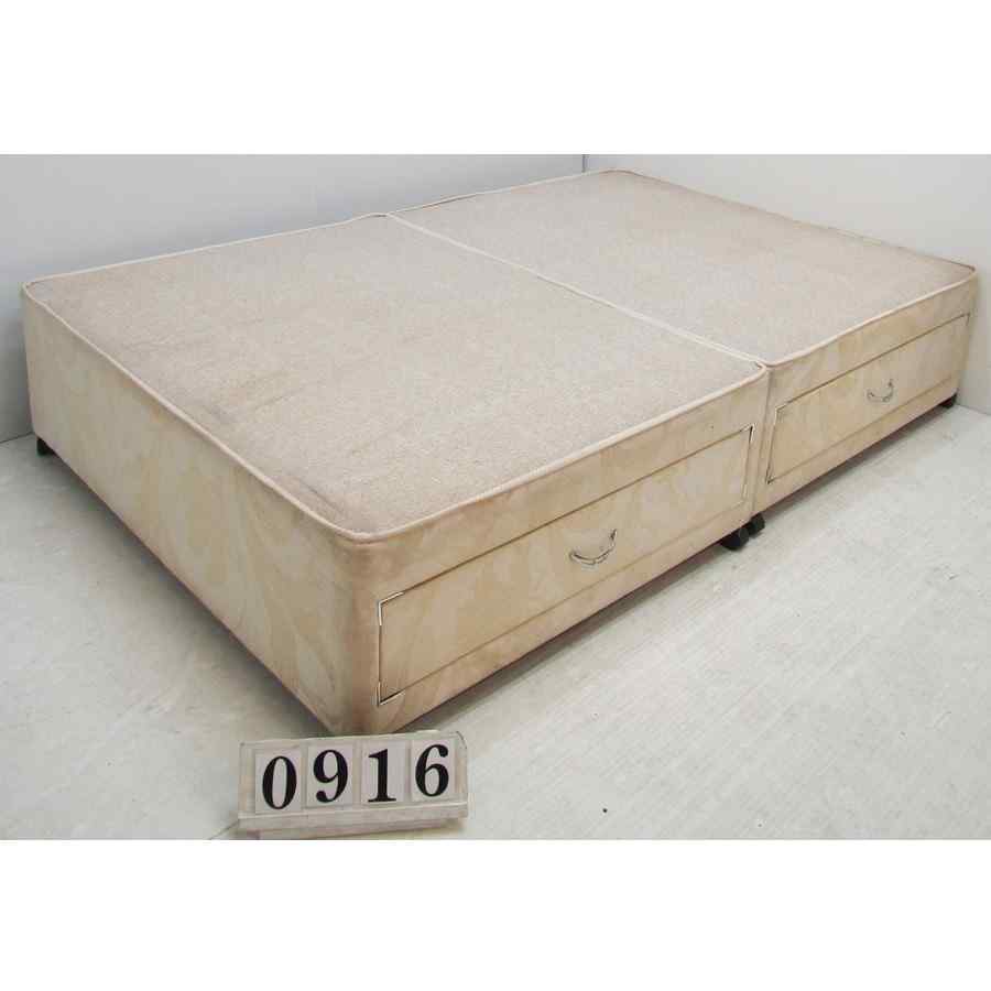 Av0916  Budget small double 4ft bed with drawers.