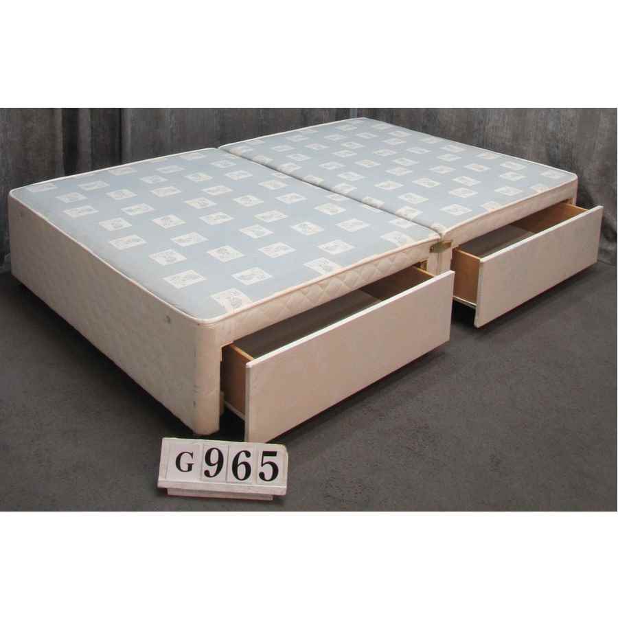 AvG965  Small double 4ft bed base with drawers.