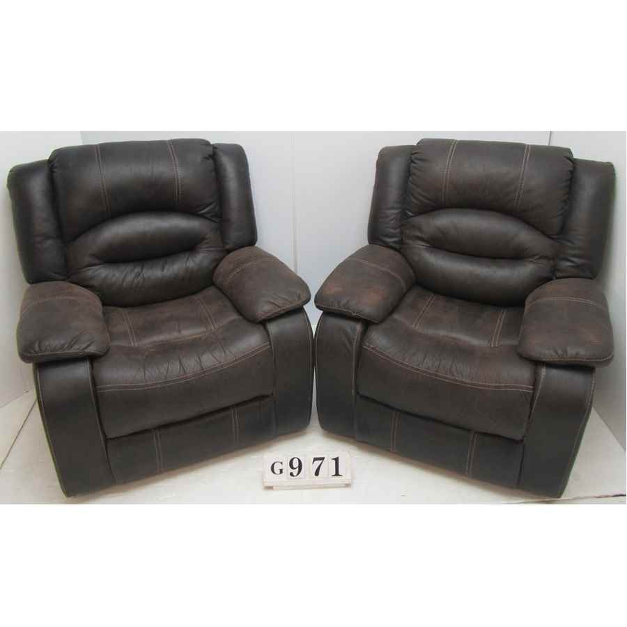 AG971  Pair of recliner armchairs.