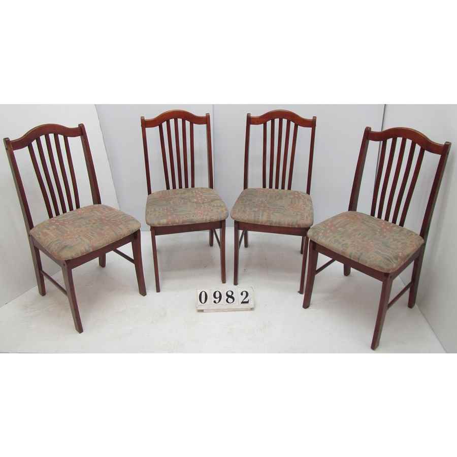 AO982  Set of 4 budget chairs.
