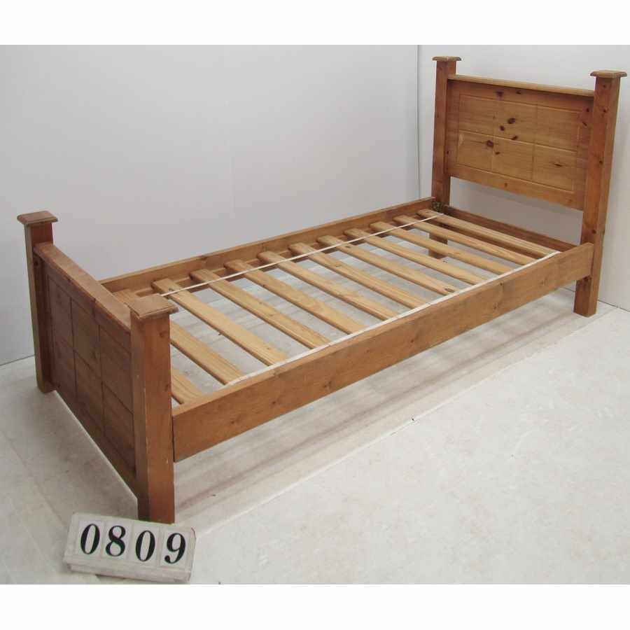 Au0809  Narrow single 2ft6 bed frame.
