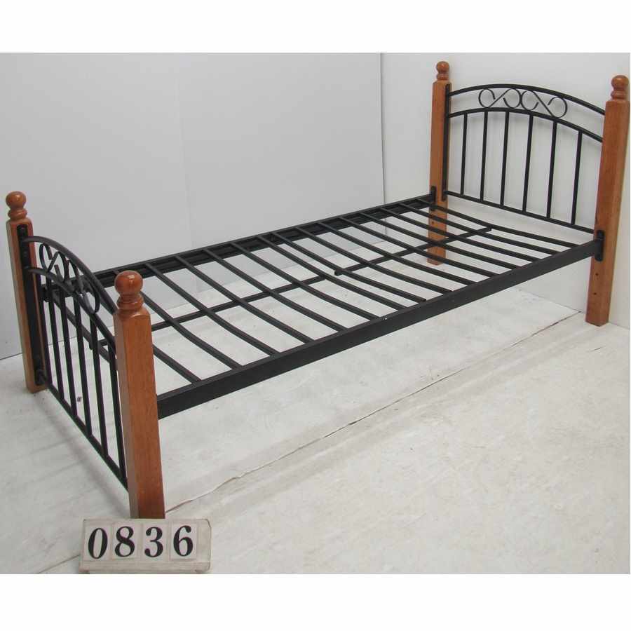 Au0836  Single 3ft bed frame.