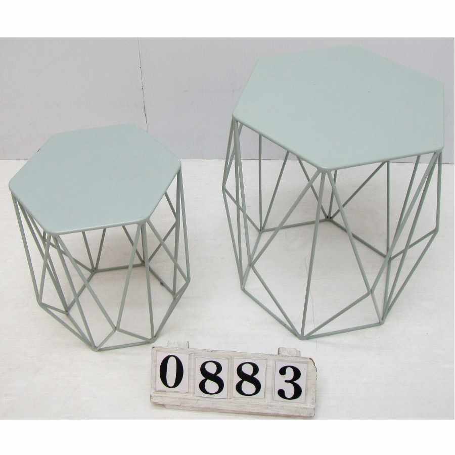 A0883  Pair od side tables.
