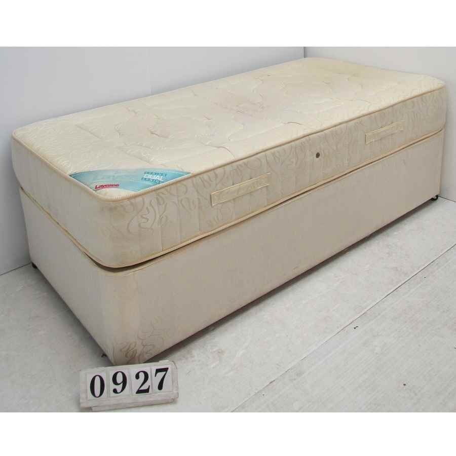 Single 3ft bed and mattress set.