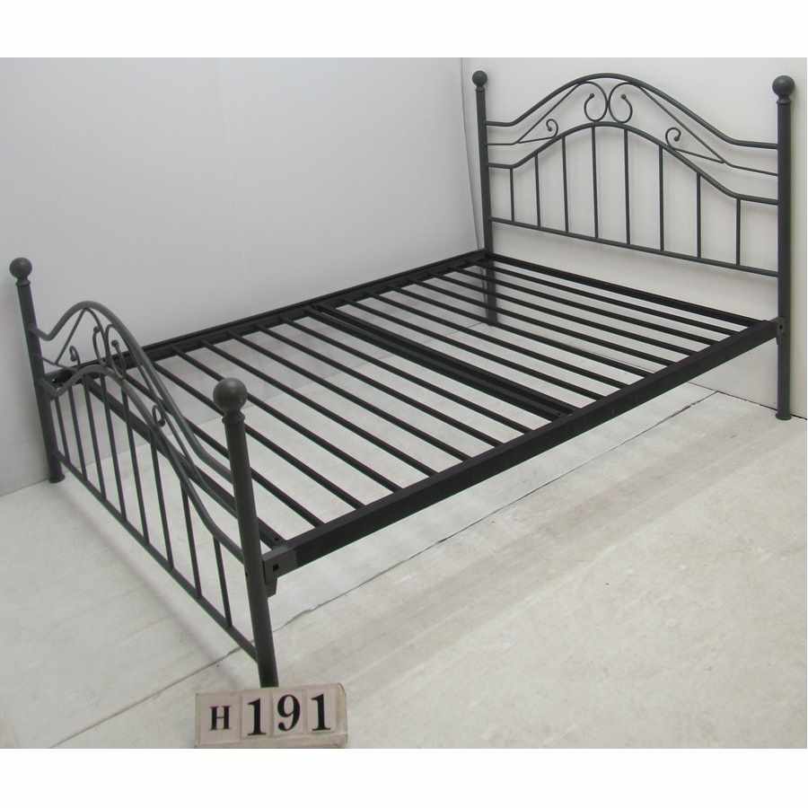 AwH191  Double 4ft6 bed frame.
