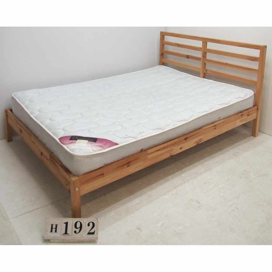Double 4ft6 bed and mattress set.