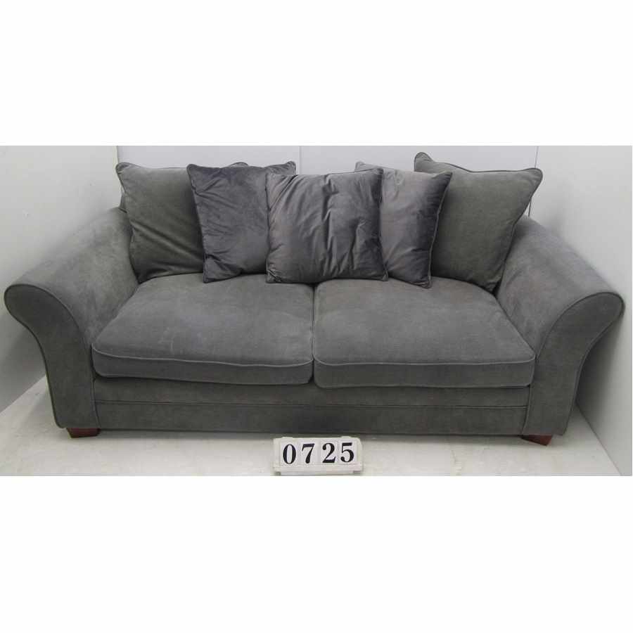 A0725  Nice sofa.