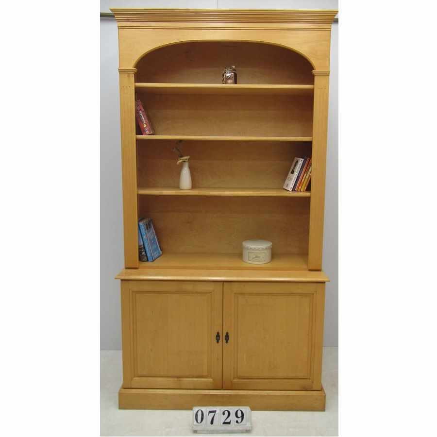 A0729  Nice large bookcase.