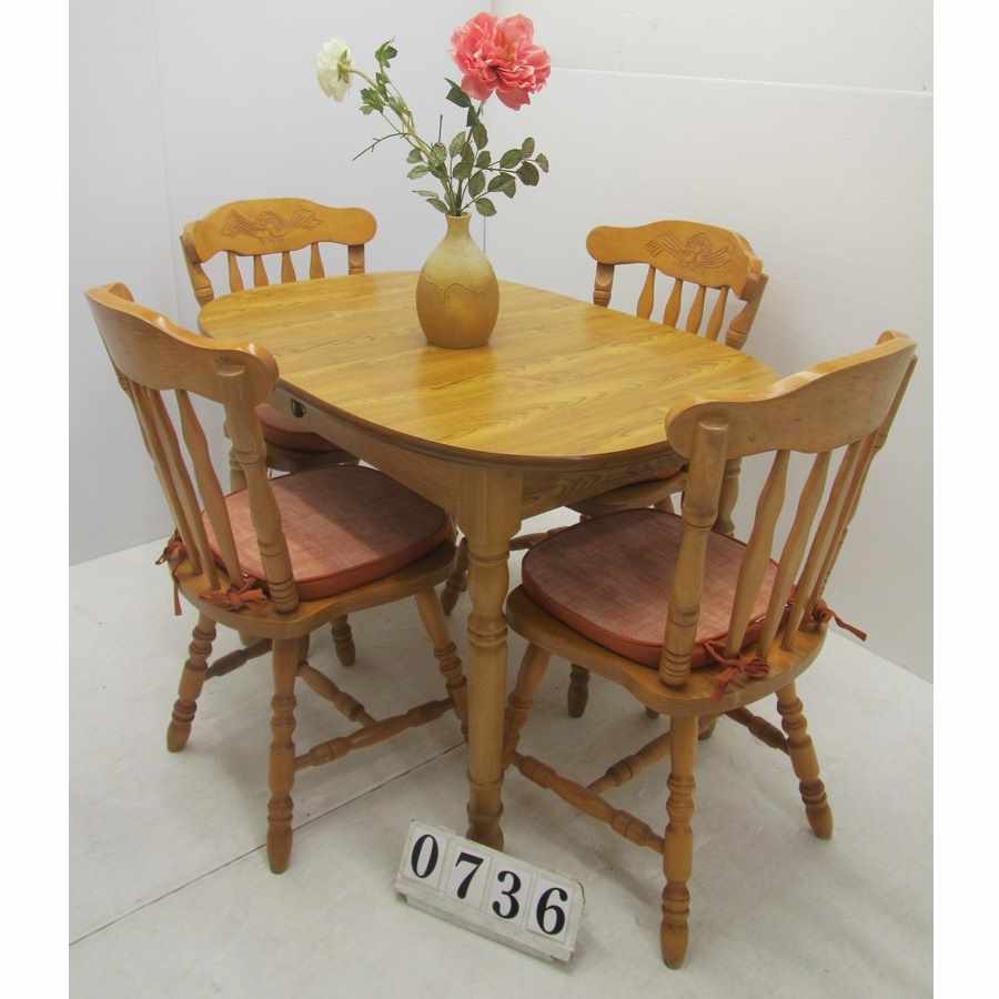 A0736  Extending table and 4 chairs.