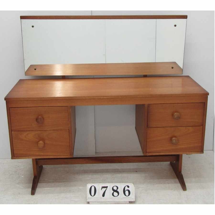 A0786  Retro dressing table with mirror to restore.