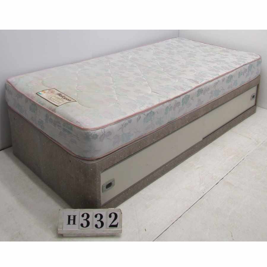 AuH332  Budget single base with storage and mattress.