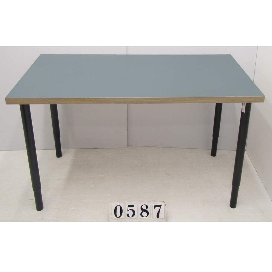 A0587  Study table with adjustable legs.