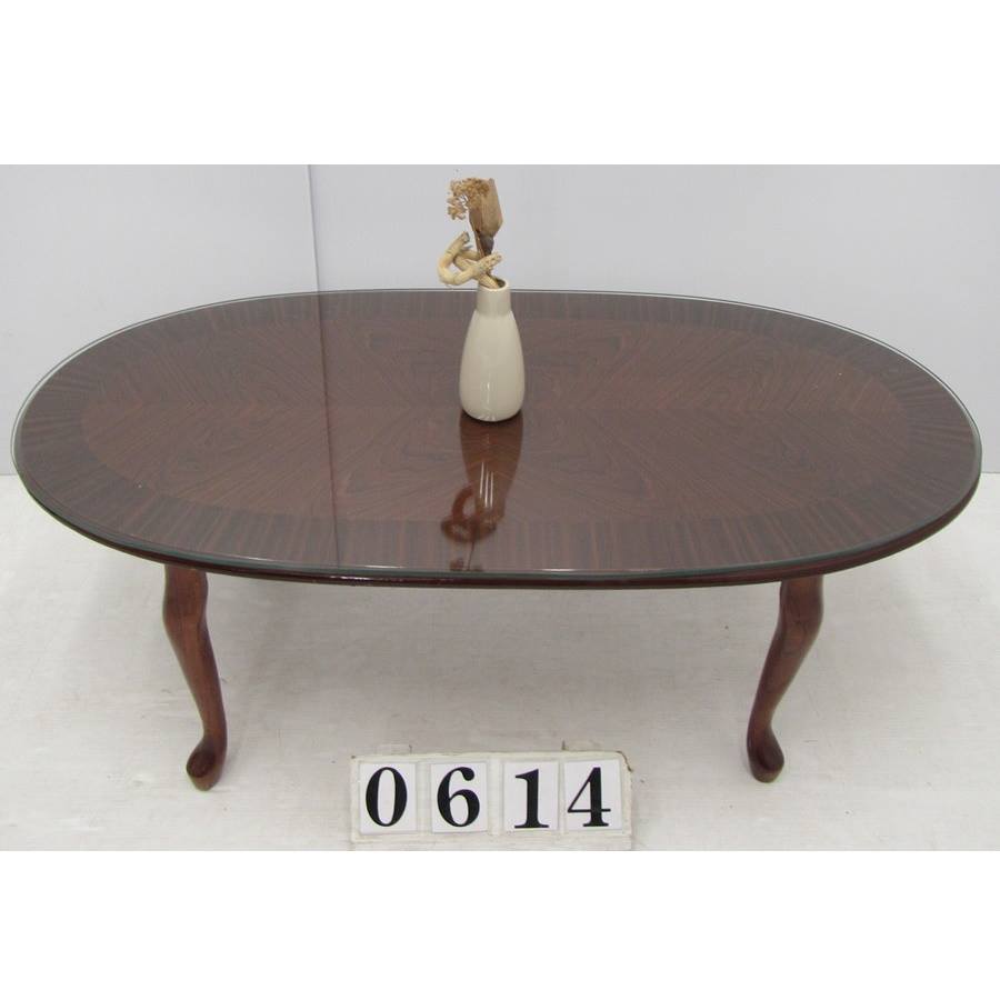 A0614  Oval coffee table.