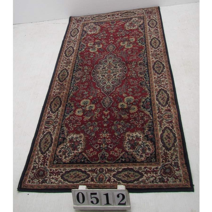 A0512  Nice rug.
