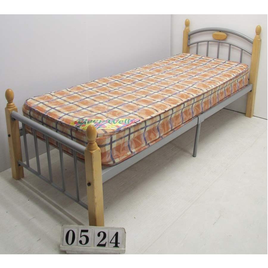 Au0524  Narrow kids single 2ft6 bed and mattress set.
