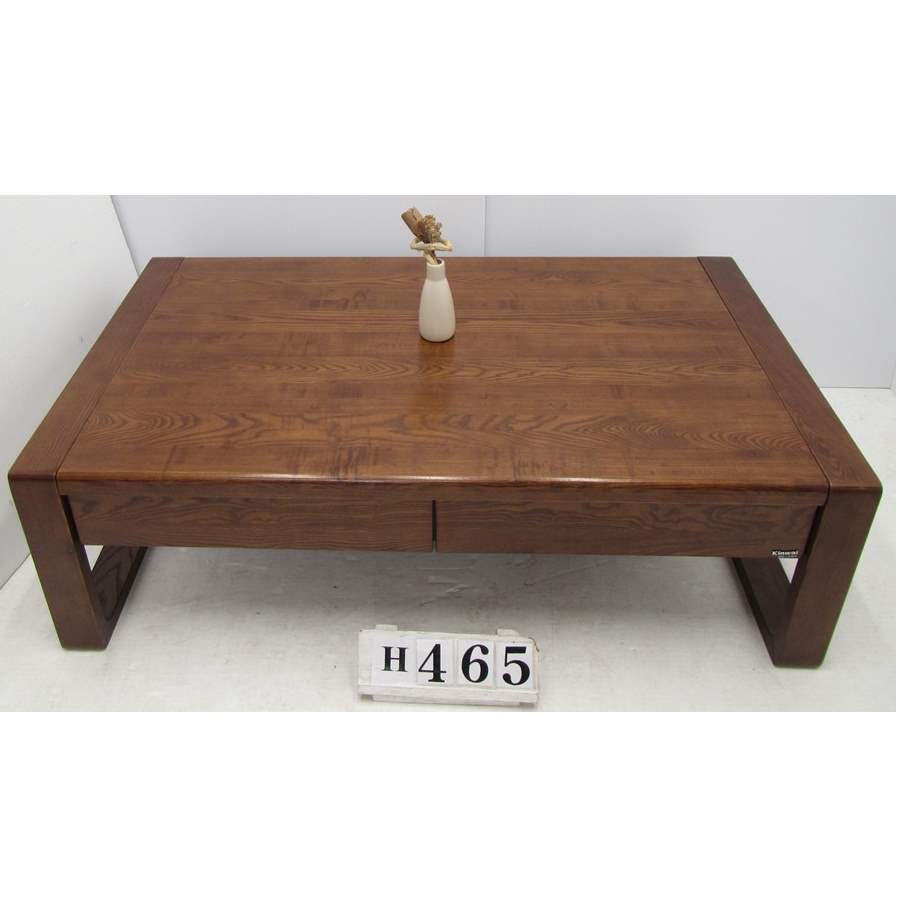 AH465  Beautiful large solid wood coffee table.