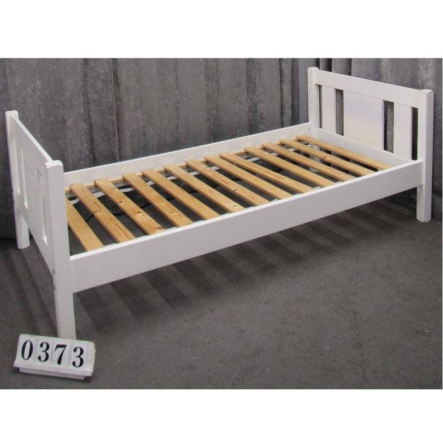 Au0373  Budget single 3ft bed frame.