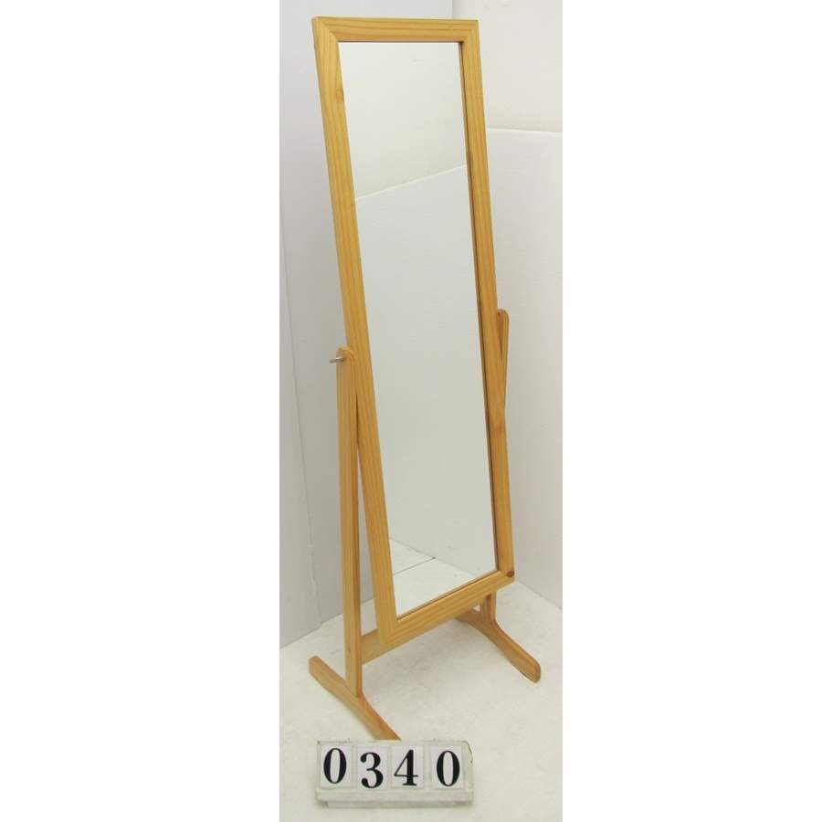 A0340  Free standing mirror.