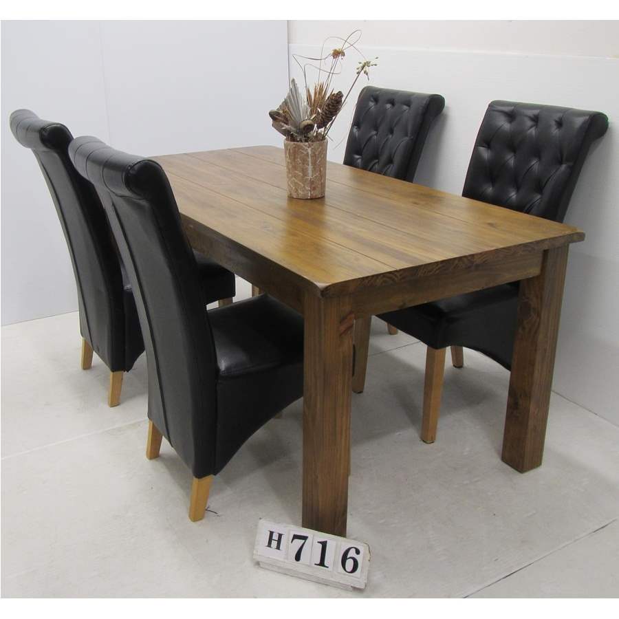 Beautiful large table and 4 chairs.